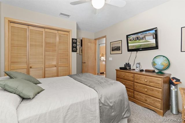 6120 N Misty Oak Terrace, Beverly Hills, FL 34465