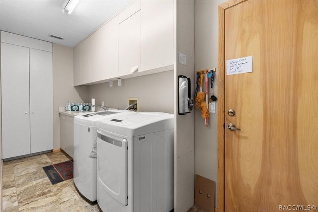 6120 N Misty Oak Terrace, Beverly Hills, FL 34465