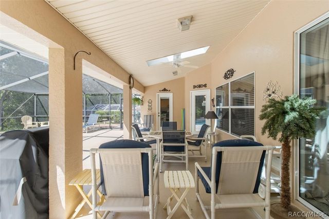 6120 N Misty Oak Terrace, Beverly Hills, FL 34465