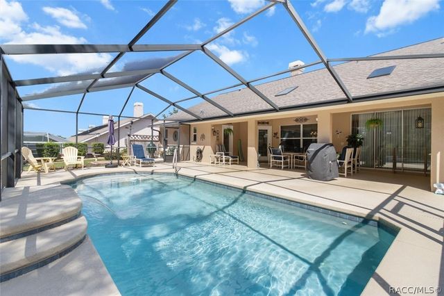 6120 N Misty Oak Terrace, Beverly Hills, FL 34465