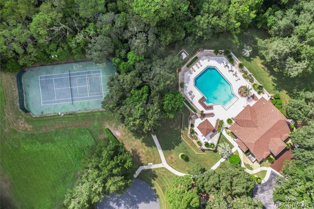 6120 N Misty Oak Terrace, Beverly Hills, FL 34465