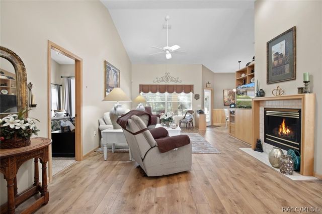 6120 N Misty Oak Terrace, Beverly Hills, FL 34465