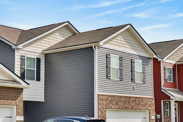 537 Spangler Ln, Ashland City, TN 37015