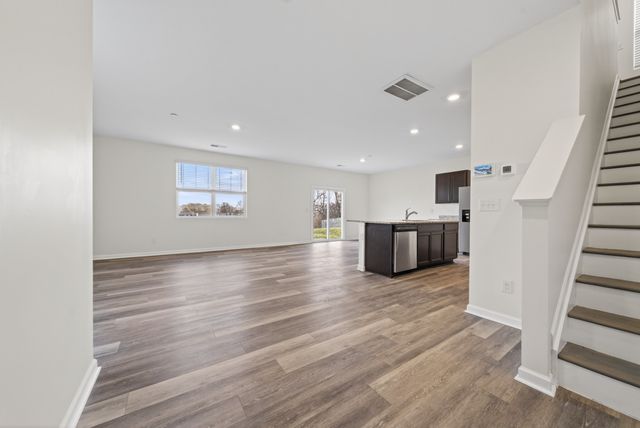 537 Spangler Ln, Ashland City, TN 37015