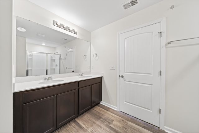 537 Spangler Ln, Ashland City, TN 37015