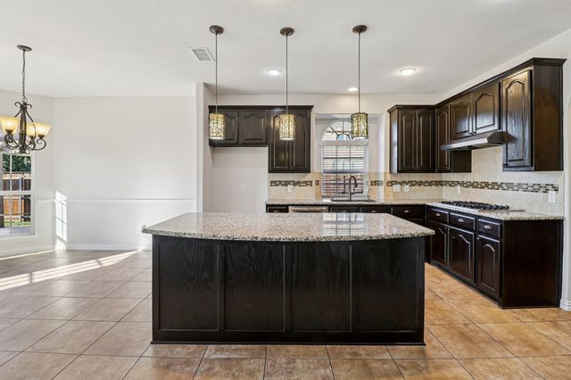 6700 Edwards Road, Denton, TX 76208