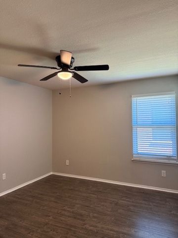 1212 Amazon Drive, Fort Worth, TX 76247