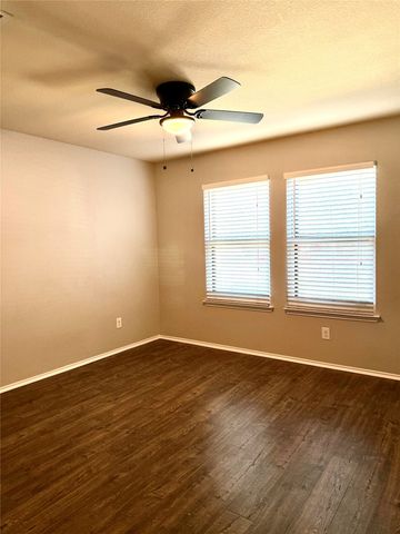 1212 Amazon Drive, Fort Worth, TX 76247