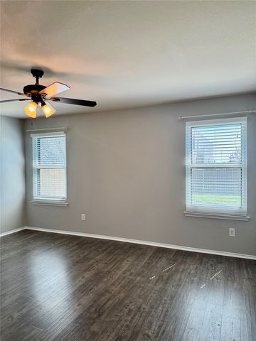 1212 Amazon Drive, Fort Worth, TX 76247