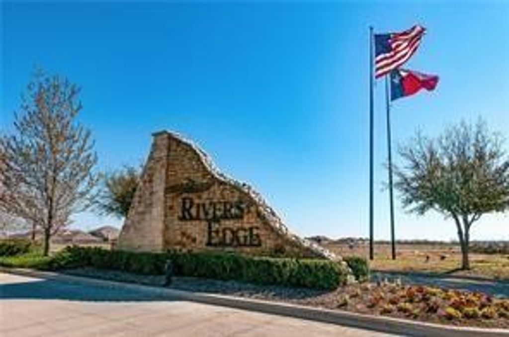 1212 Amazon Drive, Fort Worth, TX 76247