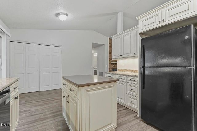 102 Oaklake Court, Fuquay Varina, NC 27526