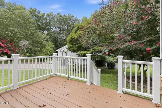 102 Oaklake Court, Fuquay Varina, NC 27526