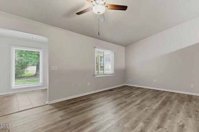 102 Oaklake Court, Fuquay Varina, NC 27526
