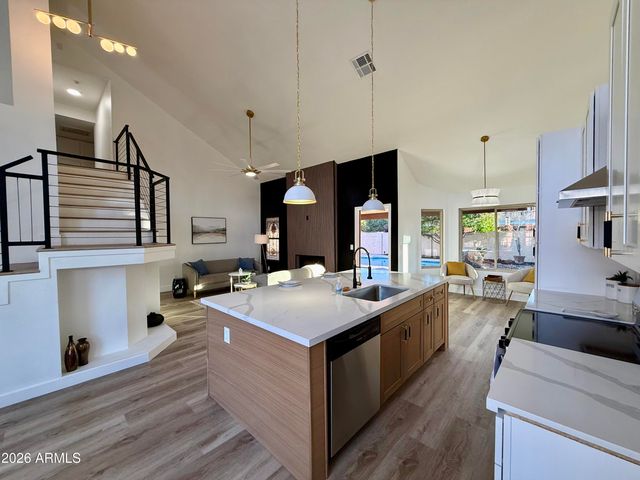 5757 E FOX Street, Mesa, AZ 85205