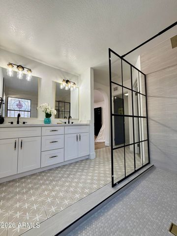 5757 E FOX Street, Mesa, AZ 85205