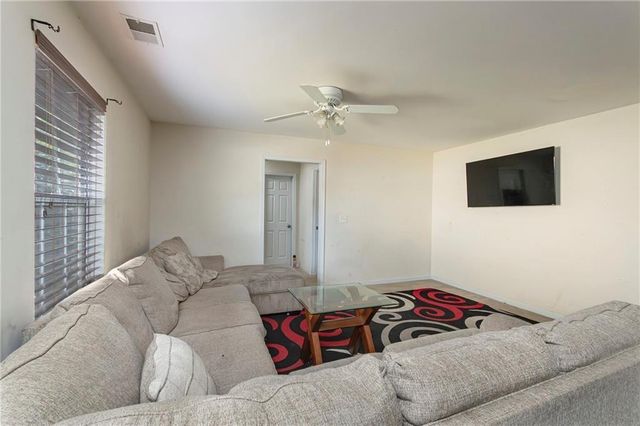 5119 Brown Crossing Way, Powder Springs, GA 30127