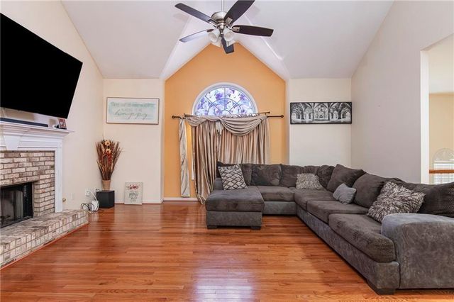 5119 Brown Crossing Way, Powder Springs, GA 30127