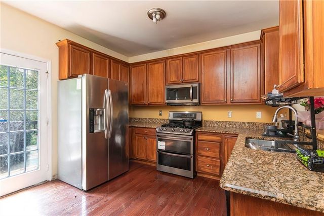 5119 Brown Crossing Way, Powder Springs, GA 30127