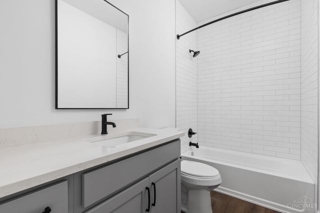 3008 Woodburn Avenue, Cincinnati, OH 45206