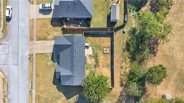 1141 Morgan Haley Lane, Springdale, AR 72764