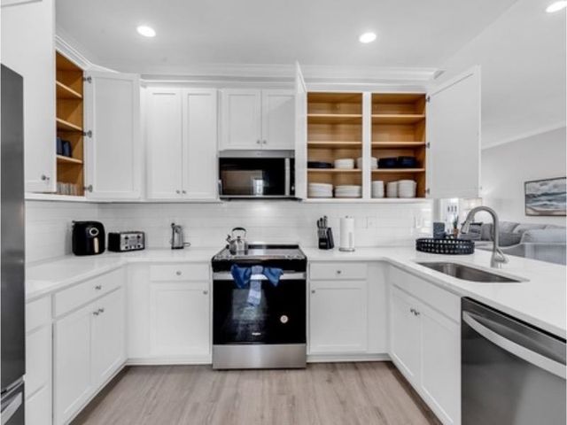 326 46th Ave. N, North Myrtle Beach, SC 29582