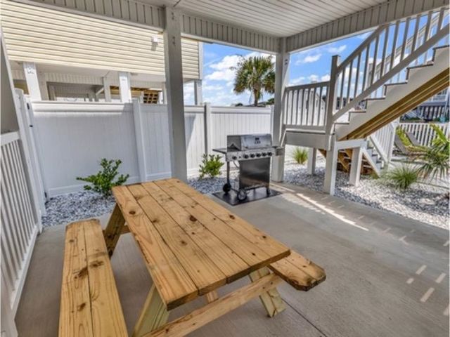 326 46th Ave. N, North Myrtle Beach, SC 29582