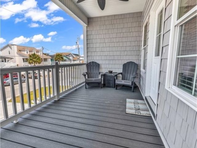 326 46th Ave. N, North Myrtle Beach, SC 29582