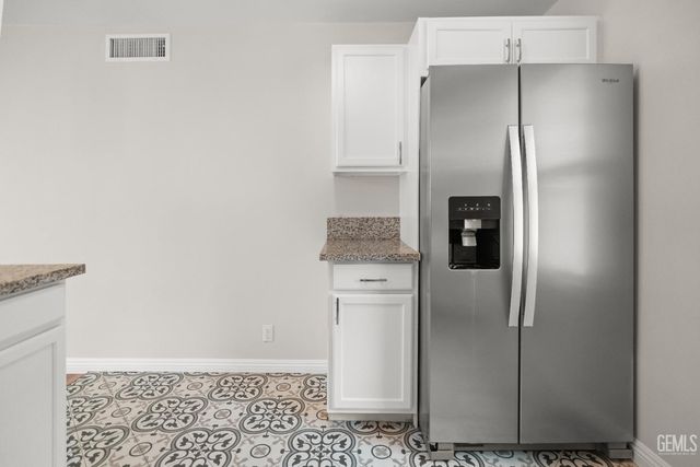 3003 Buena Vista Street, Bakersfield, CA 93304