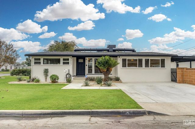 3003 Buena Vista Street, Bakersfield, CA 93304