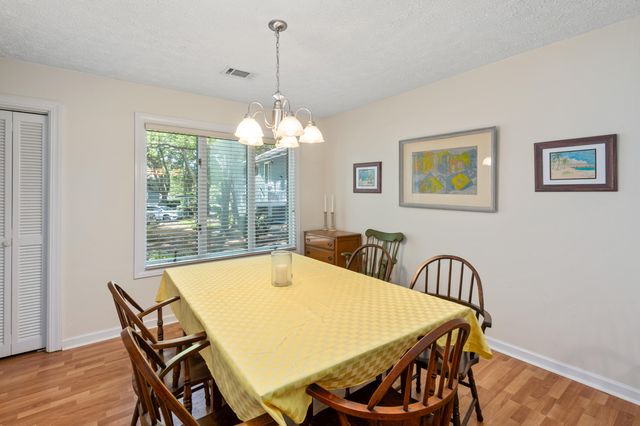 1717 Greystone Apt 14, Mount Pleasant, SC 29464