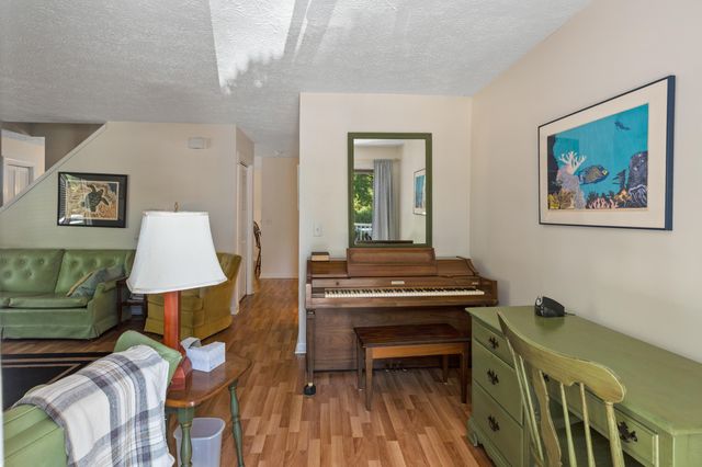 1717 Greystone Apt 14, Mount Pleasant, SC 29464