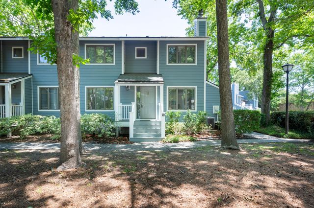 1717 Greystone Apt 14, Mount Pleasant, SC 29464