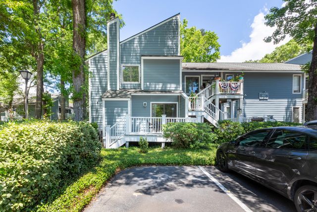1717 Greystone Apt 14, Mount Pleasant, SC 29464