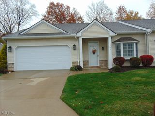 1395 E Cross Creek Drive, Willoughby, OH 44094