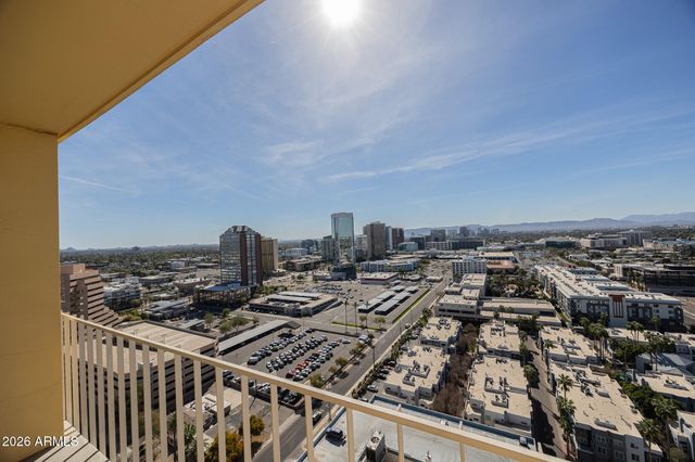 207 W CLARENDON Avenue B22, Phoenix, AZ 85013