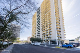 207 W CLARENDON Avenue B22, Phoenix, AZ 85013