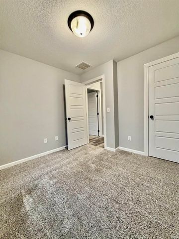 14259 Ascari Cove, Fort Wayne, IN 46818