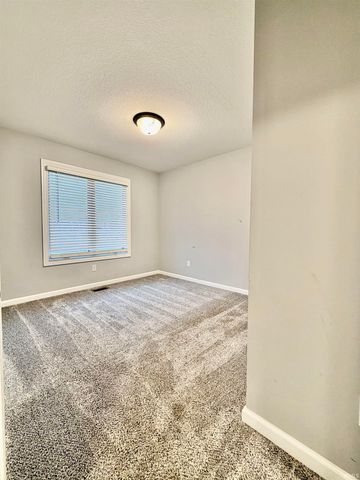 14259 Ascari Cove, Fort Wayne, IN 46818