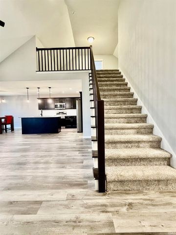 14259 Ascari Cove, Fort Wayne, IN 46818