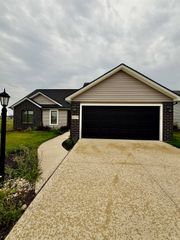 14259 Ascari Cove, Fort Wayne, IN 46818