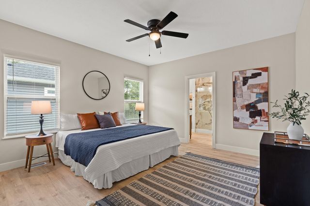 414 SUGARBERRY DR, Columbia, MO 65201