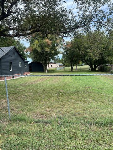 2415 E 29th Street North, Tulsa, OK 74110