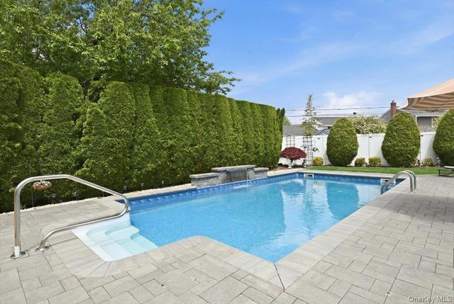 244 Mercury Street, East Meadow, NY 11554