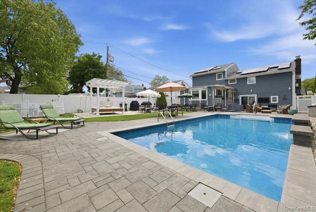 244 Mercury Street, East Meadow, NY 11554