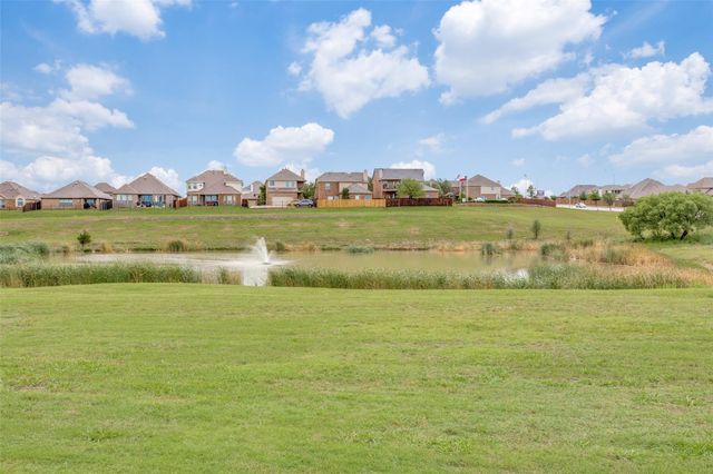 8445 Fawn Creek Drive, Fort Worth, TX 76123
