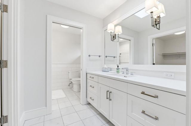 1135 Emerson Street, Palo Alto, CA 94301