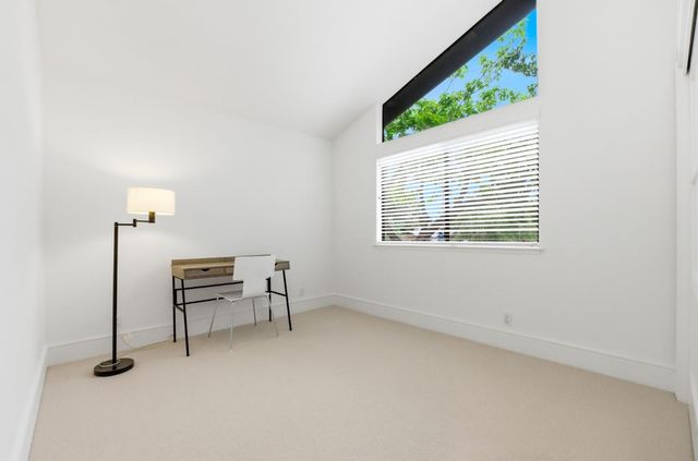 1135 Emerson Street, Palo Alto, CA 94301