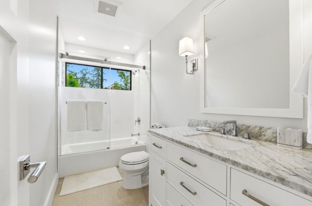 1135 Emerson Street, Palo Alto, CA 94301