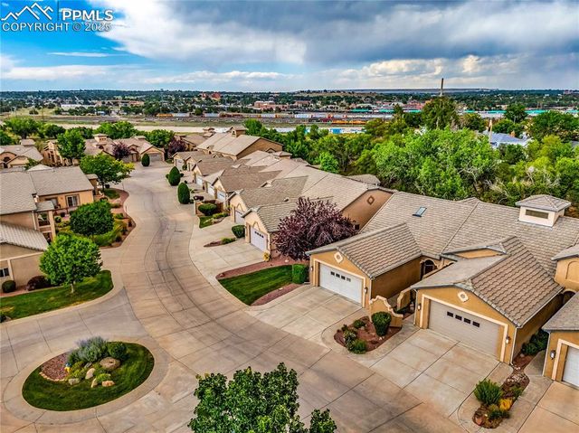 6 Aberdeen Bluff, Pueblo, CO 81004