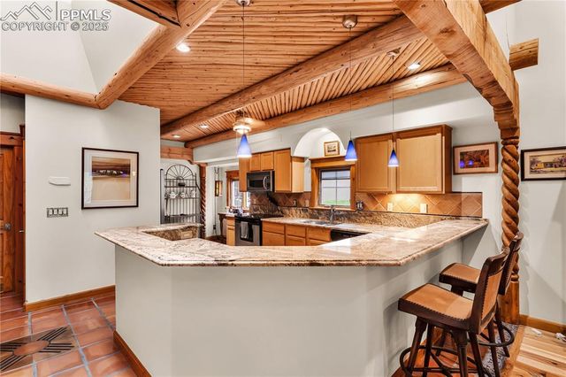 6 Aberdeen Bluff, Pueblo, CO 81004